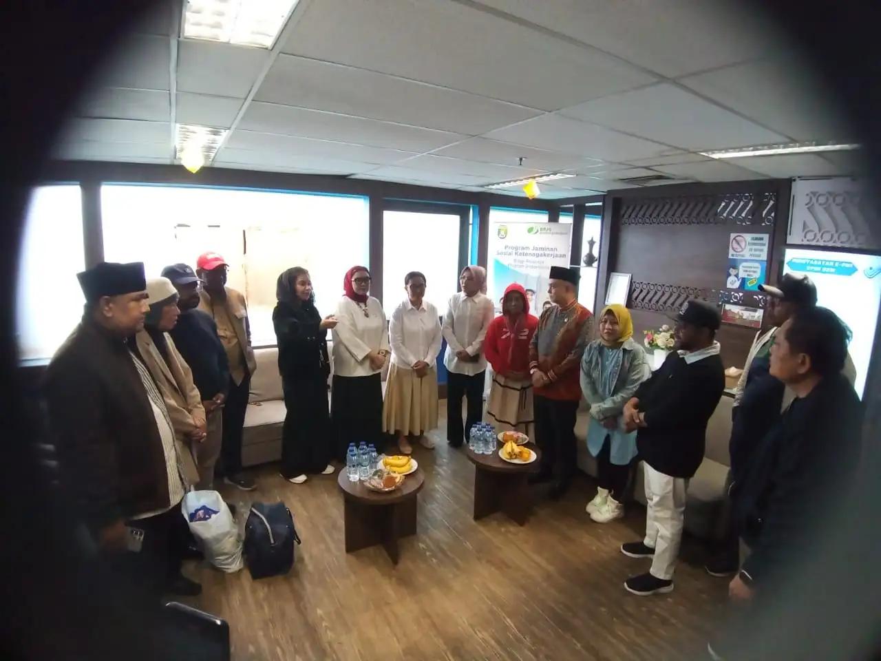 DPD RI Bantu Fasilitasi Pemulangan Dua PMI Non Prosedural ke RI (Foto: Dok MI/Jiani)
