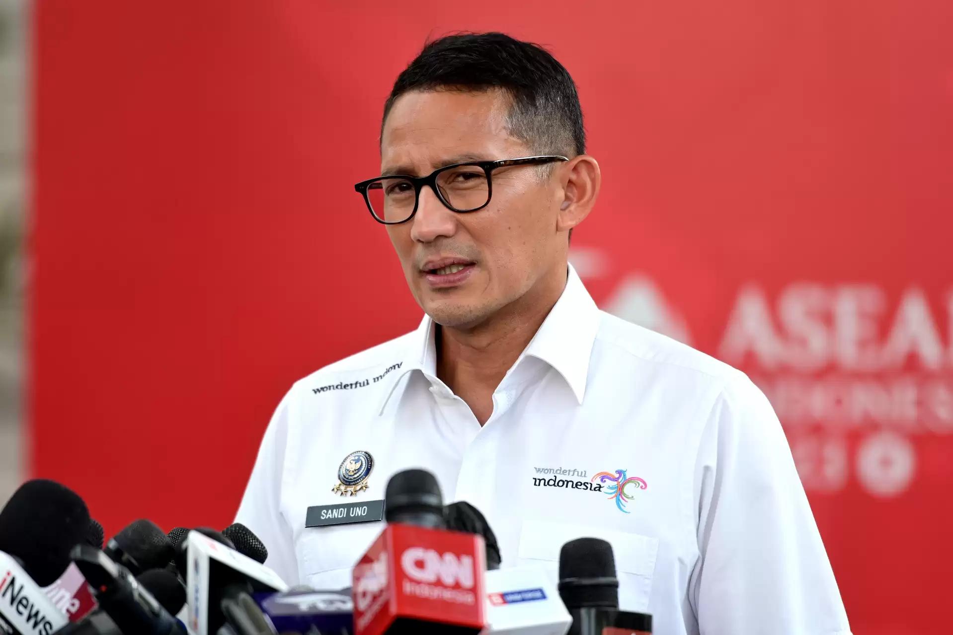 Turis Asing ke Bali Kena Pajak Rp150 Ribu, Sandiaga: Untuk Penanganan Sampah