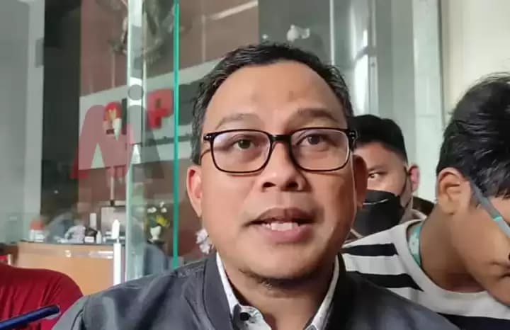 KPK Telaah Dugaan Gratifikasi Telkomsel ke Denny Siregar Rp 51 Miliar