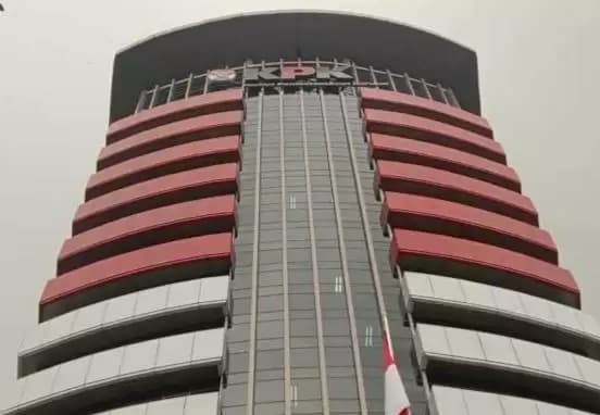 Ruang Kerja Anggota BPK Pius Lustrilanang Disegel KPK