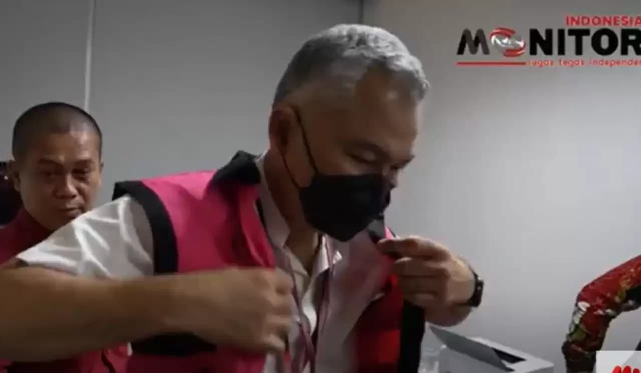 Menginisiasi pertemuan dengan MRPT dan EE yang merupakan Dirut serta Dikeu PT Timah