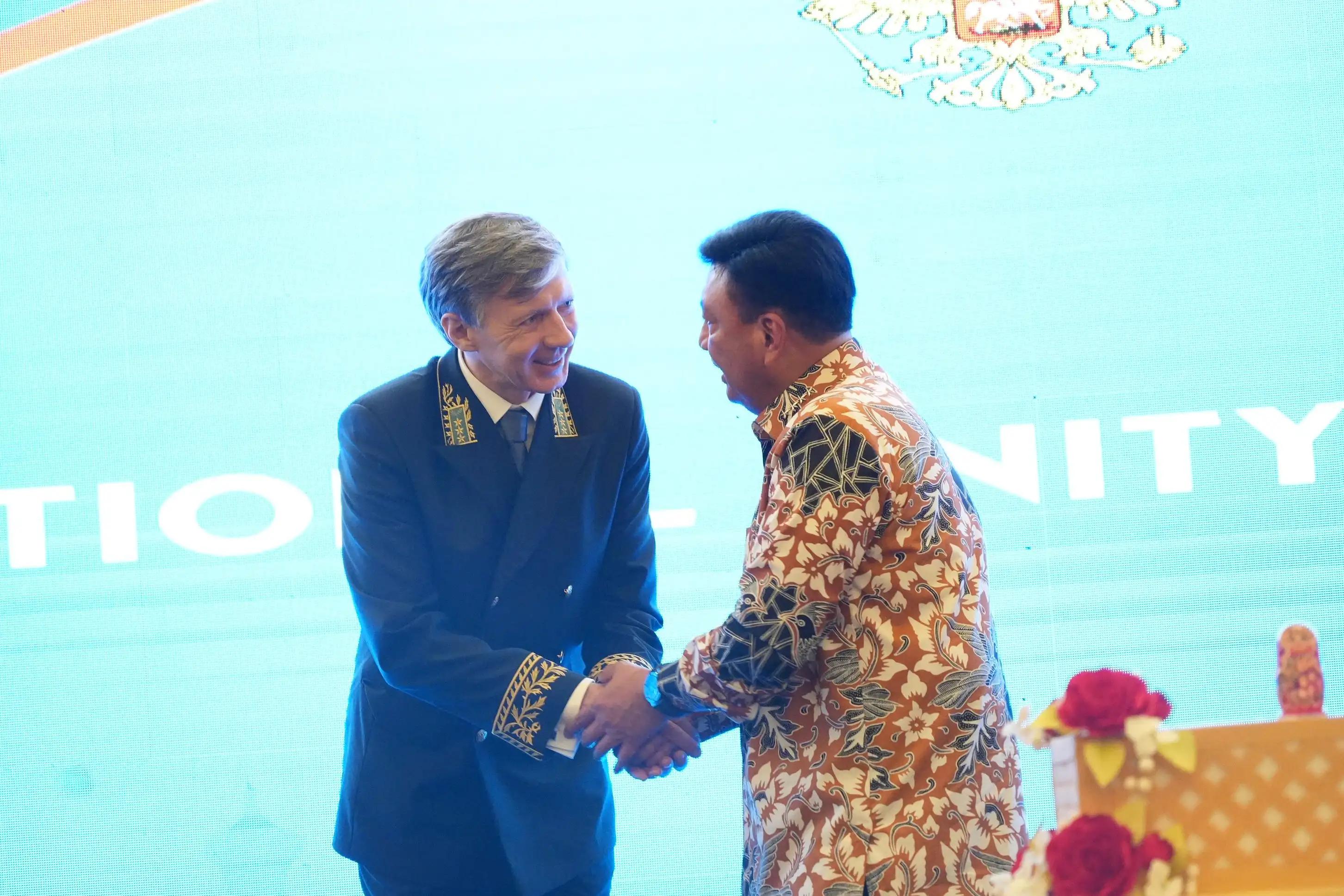 Budi Gunawan memenuhi undangan Duta Besar Rusia sebagai Tamu Kehormatan mewakili Pemerintah Indonesia. (Foto: Dok MI/Elvo)