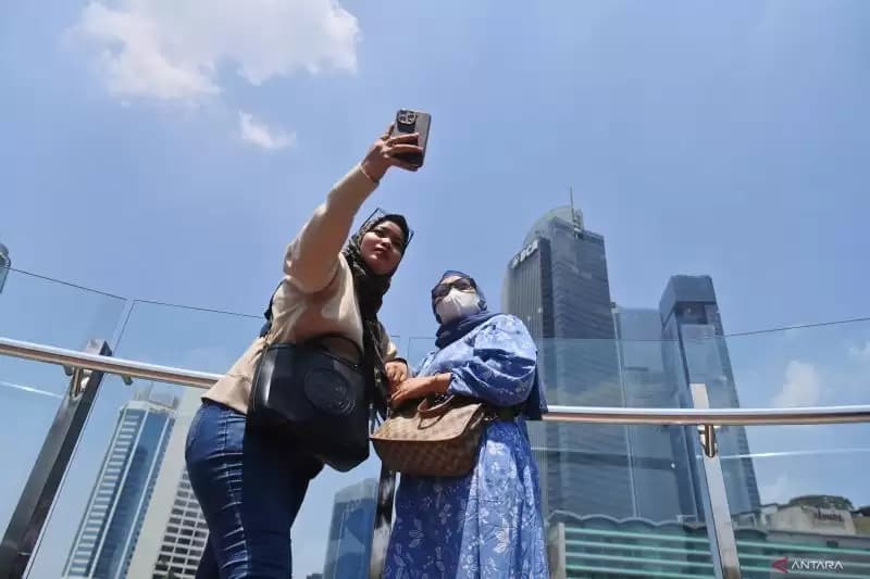 Senin Malam, Sebagian DKI Jakarta Diperkirakan Hujan
