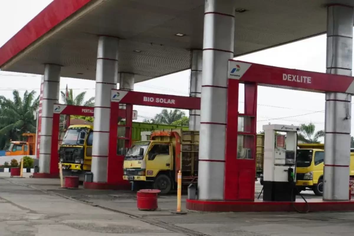 Harga BBM Pertamina, Shell dan BP-AKR Turun
