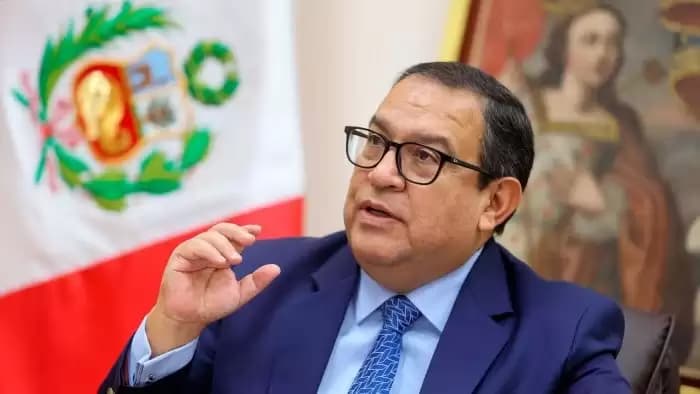 Tersandung Skandal Wanita, PM Peru Mengundurkan Diri