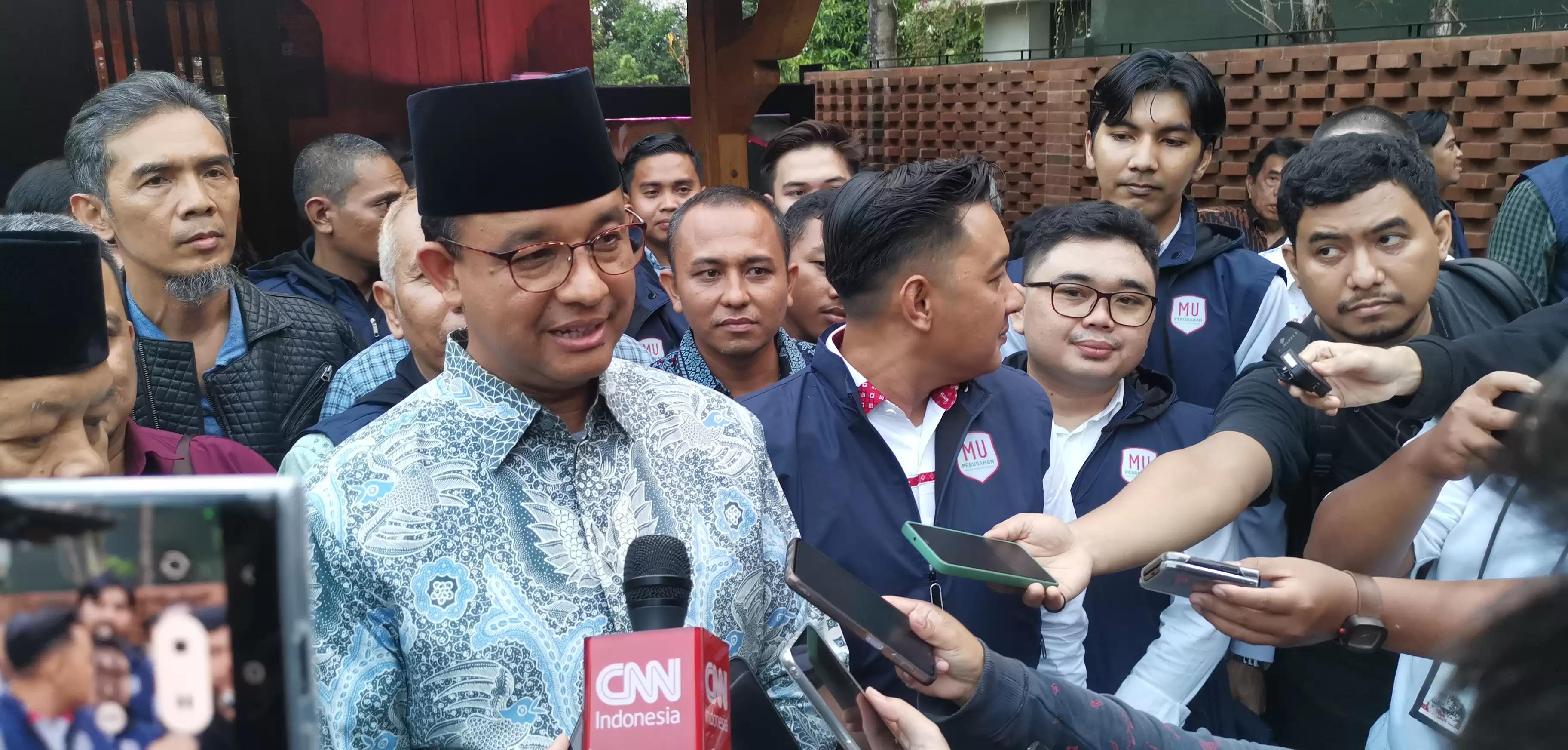 Soal Taman Tak Boleh Diinjak, Anies: Rumputnya Buat Ditonton?