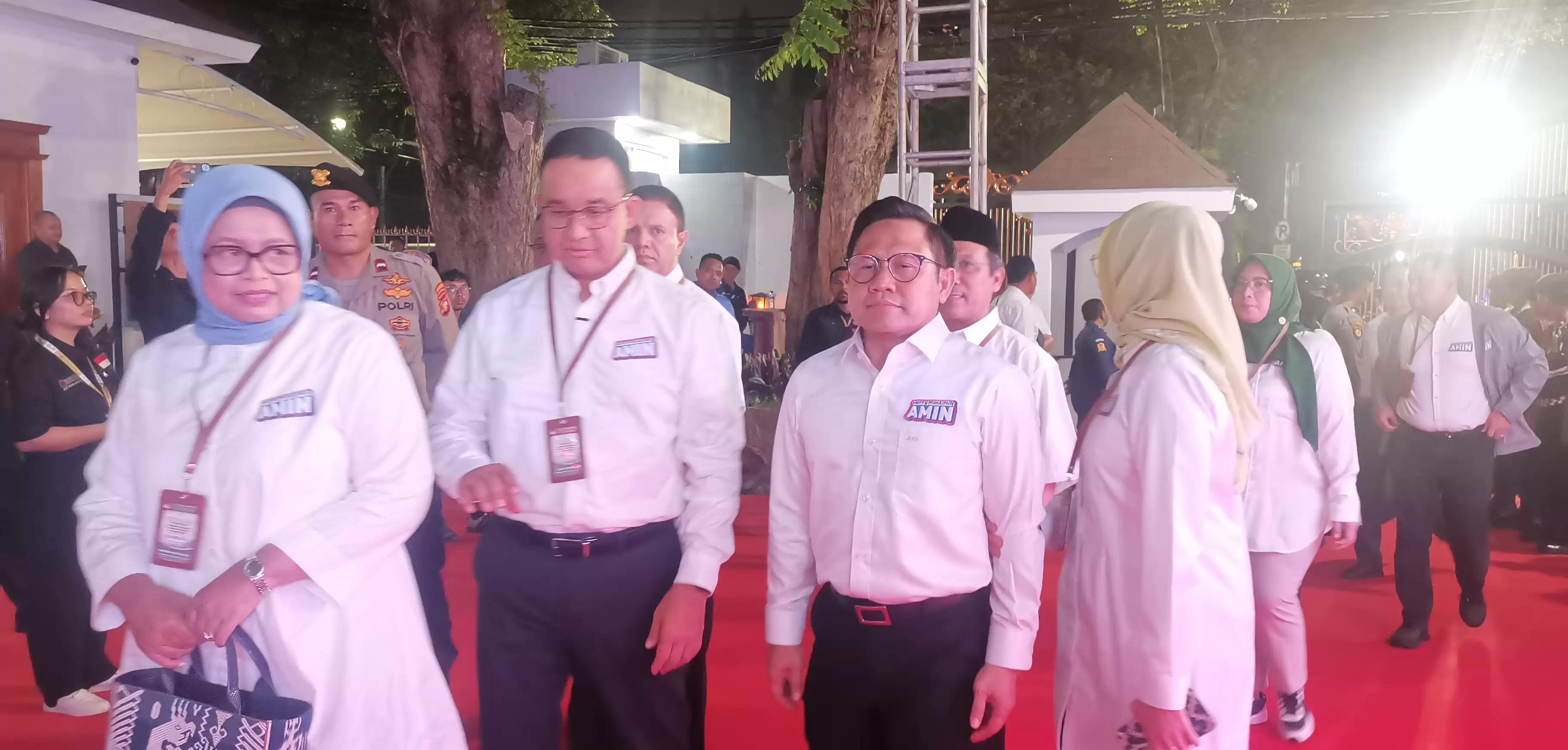 Anies Umumkan Waketum NasDem Jadi Pelatih Kepala Timnas AMIN