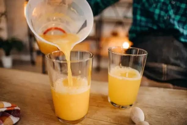 Benarkah Jus Jeruk Bisa Bantu Atasi Pilek?