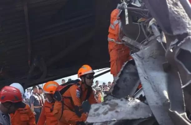 Tabrakan Kereta di Single Track, Bagaimana Proyek Jalur Ganda Rp1,3 T?