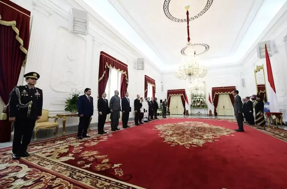 Presiden Joko Widodo Terima Surat Kepercayaan Sepuluh Dubes Negara Sahabat