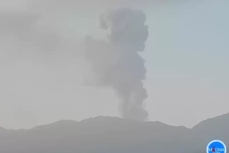 Gunung Dukono Erupsi, Muntahkan Abu Vulkanik Setinggi 2,8 Kilometer