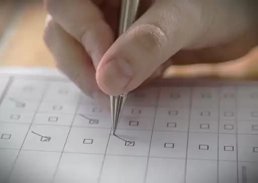 Apakah Lembaga Survei Dapat Dipidana Jika Hasil Surveinya Ternyata Salah?