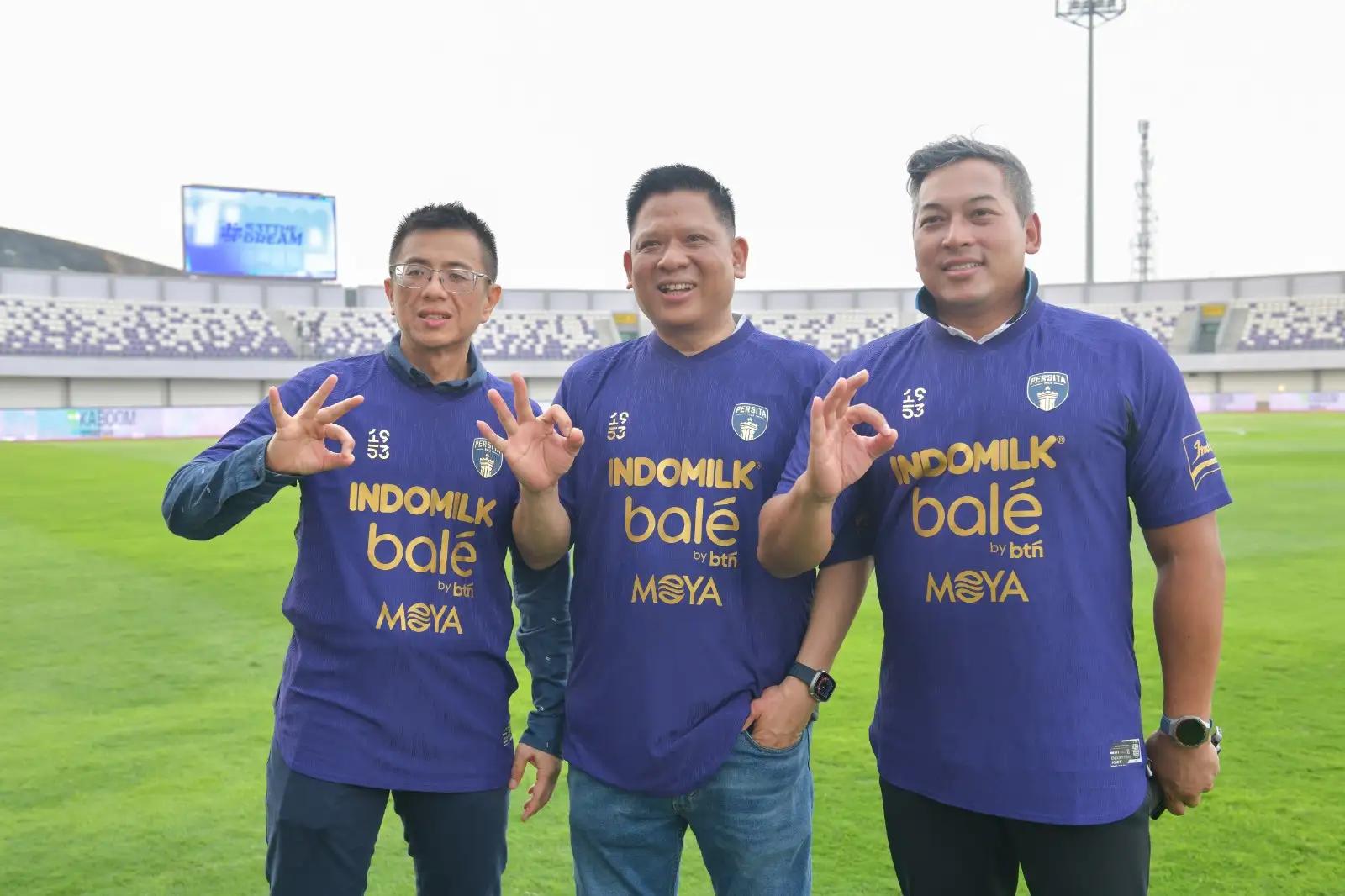 peluncuran jersey baru Persita Tangerang berlogo Bale by BTN di kawasan Indomilk Arena Sport Center, Kelapa Dua, Tangerang, Minggu (27/7/25).