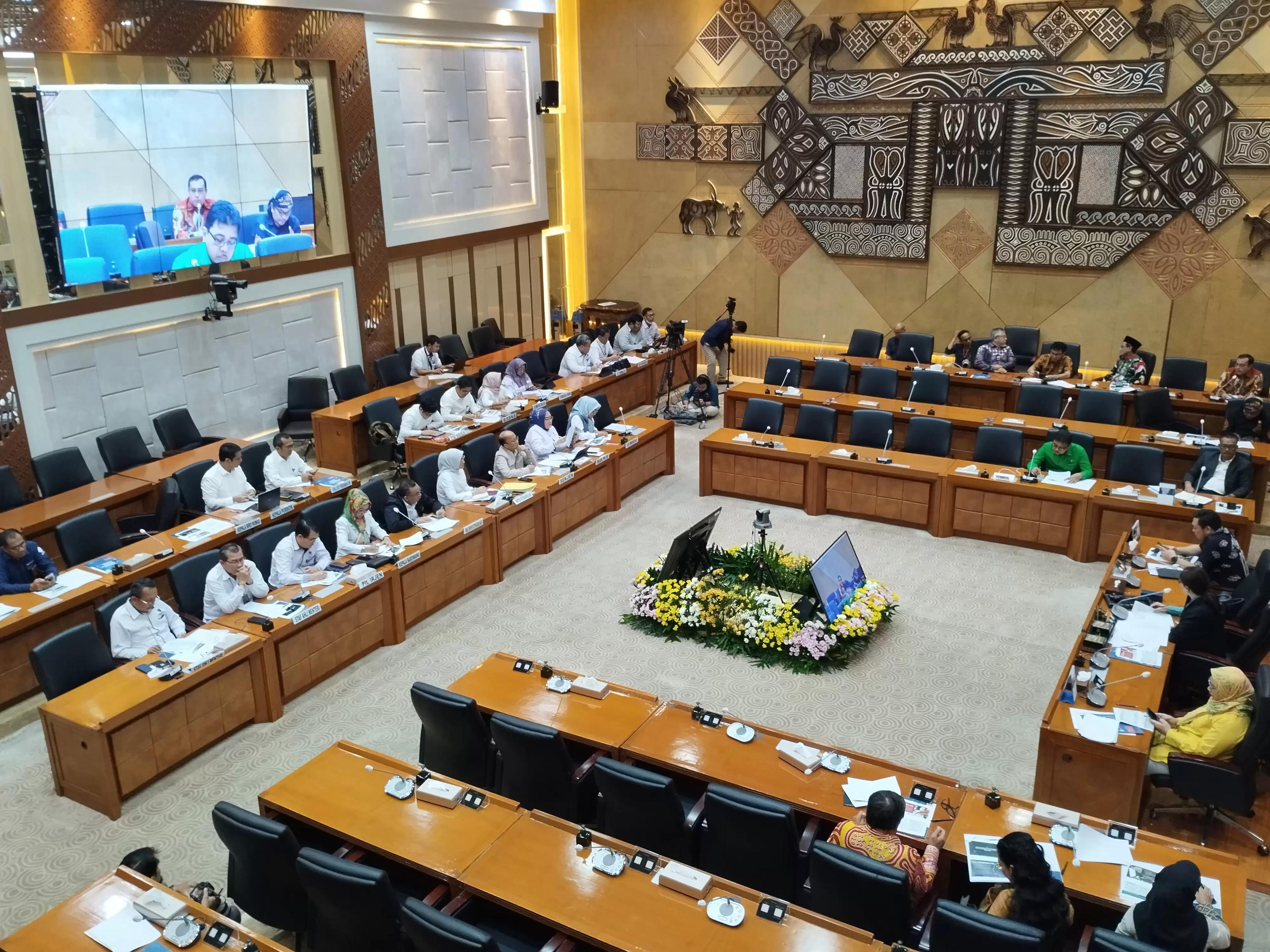 Menaker Bakal Berikan Sanksi Bagi Perusahaan yang Telat Bayar THR
