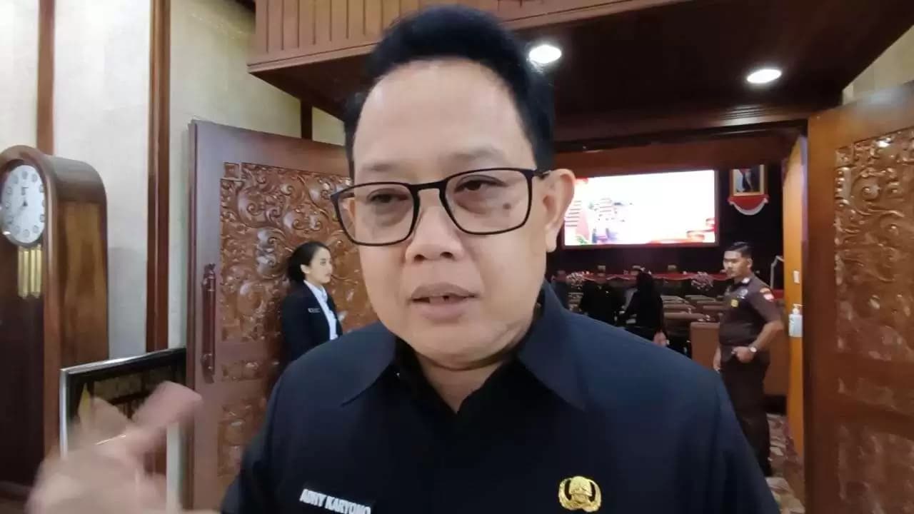 Jokowi Tunjuk Adhy Karyono Jadi Pj Gubernur Jatim