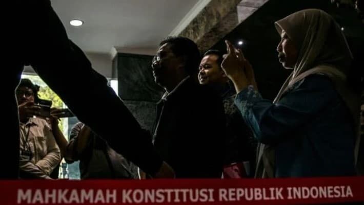 Usai Diperiksa MKMK, Wakil Ketua MK Bungkam Soal Putusan Batas Usia Capres-Cawapres