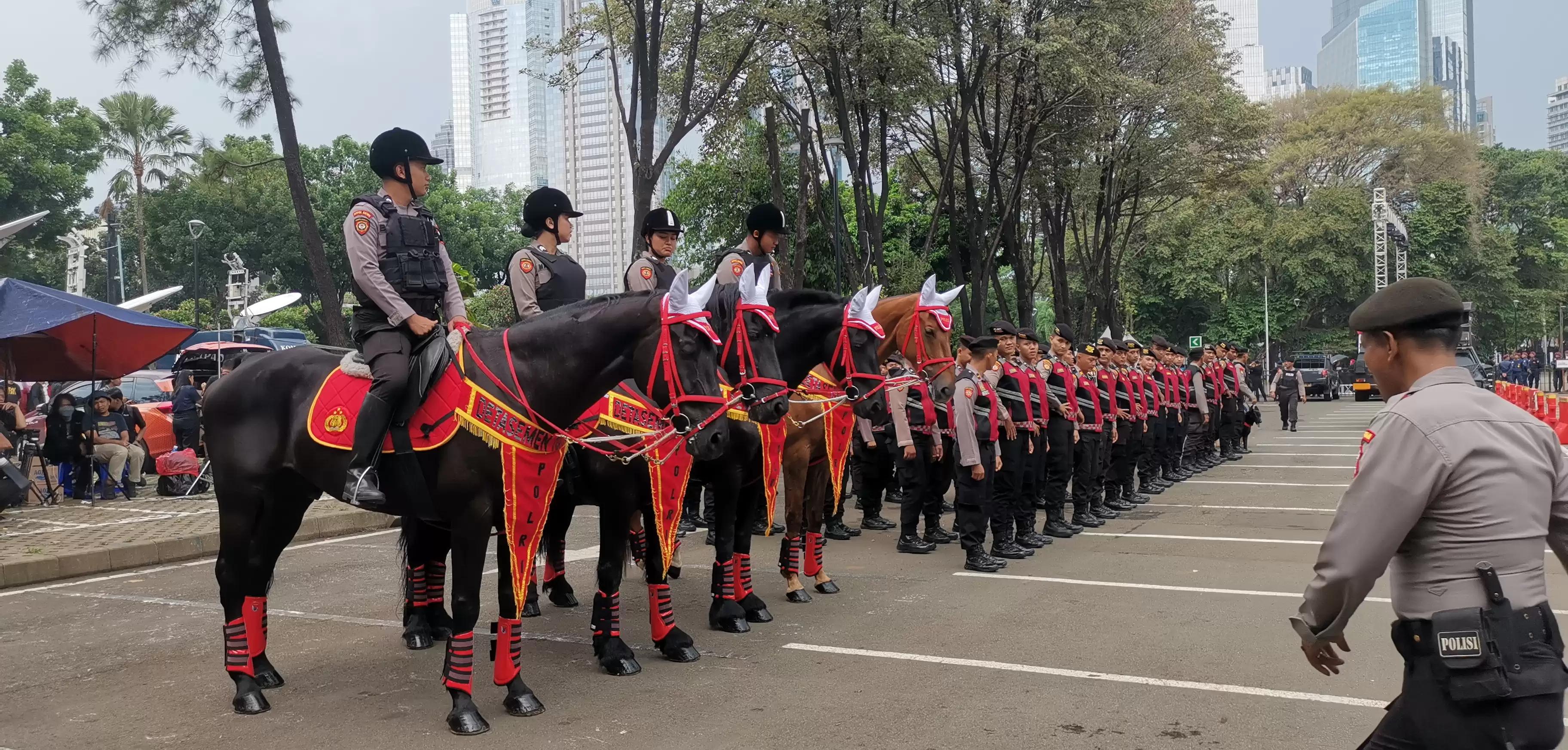 Polisi Berkuda Dikerahkan untuk Pengamanan Debat Capres Malam Ini
