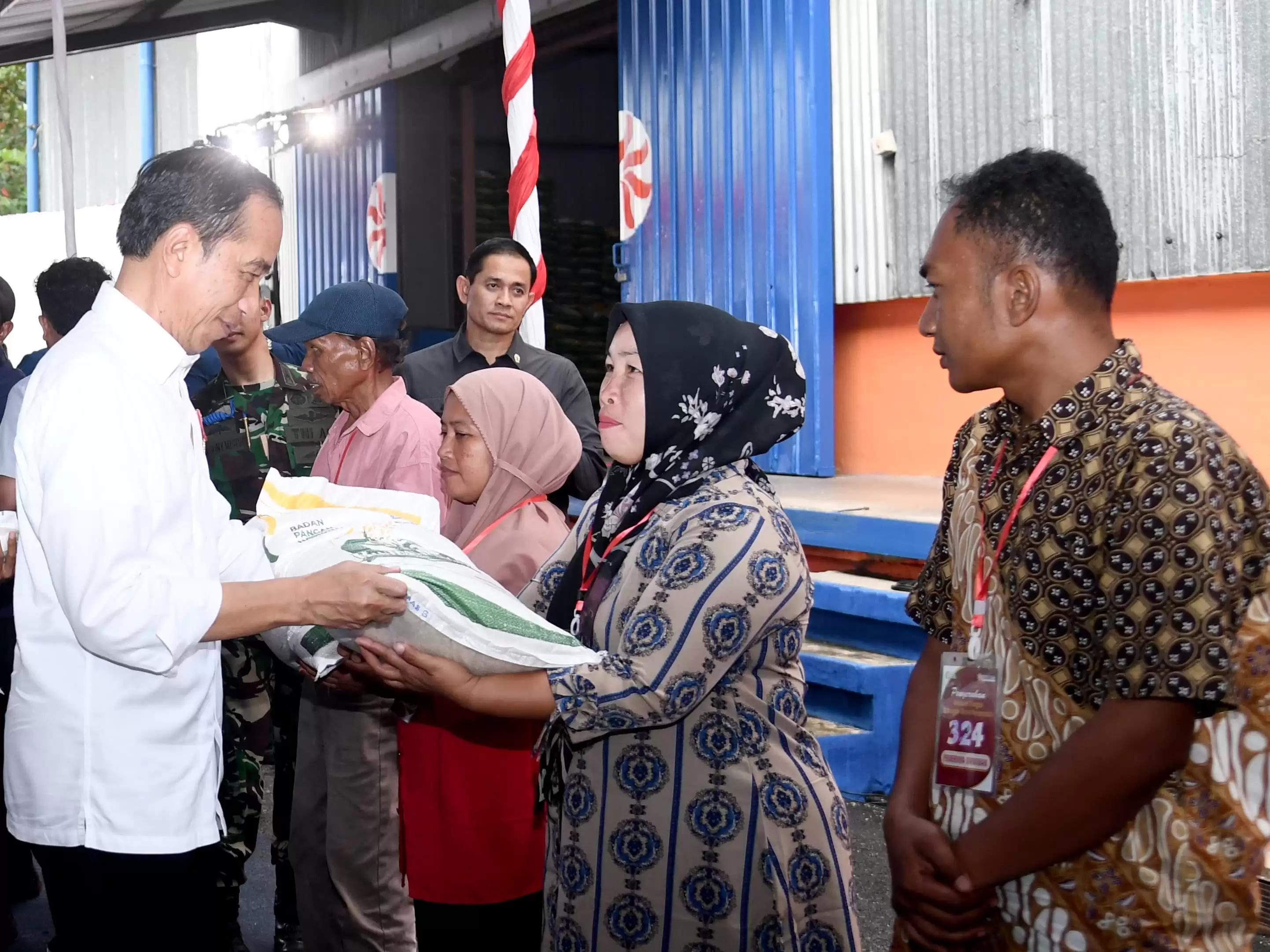 Harga Beras Naik, Jokowi: Stok Beras Gak Ada Masalah, Hanya Perlu Intervensi Harga