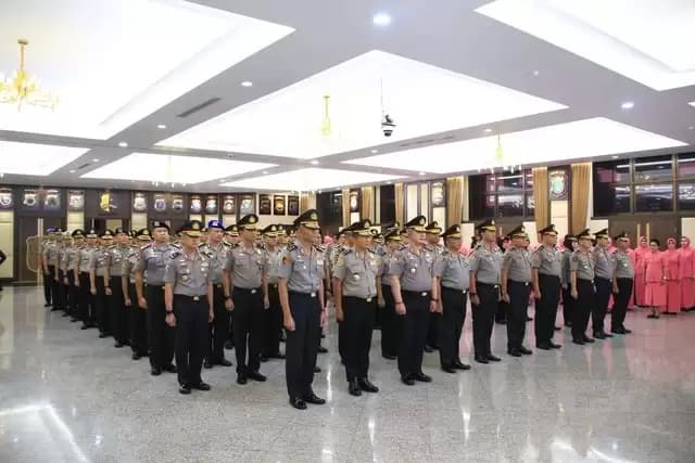 Sah! 22 Pati dan 211 Pamen Polri Naik Pangkat