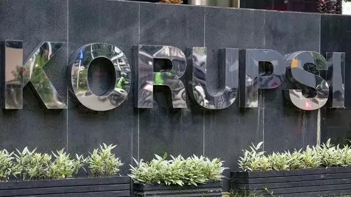 Tarik-menarik Kasus Korupsi LPEI antara KPK dan Kejagung