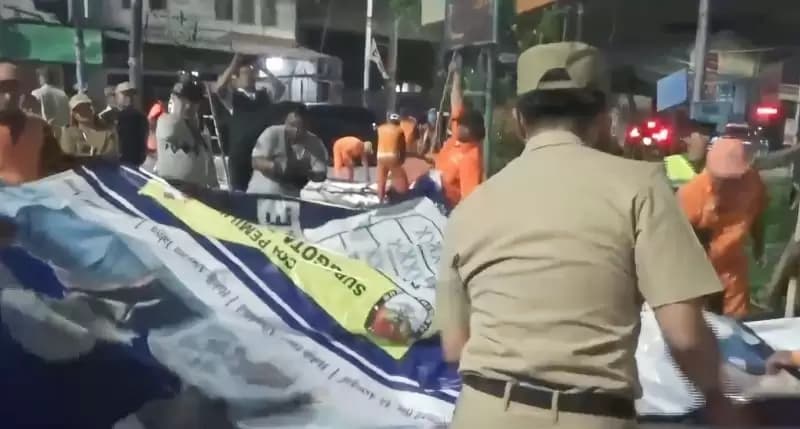 Masa Tenang, Pemkot Jaktim Turunkan Alat Peraga Kampanye