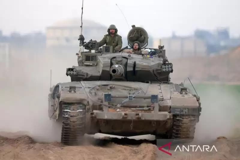 Israel Tangkap 8 Staf Bulan Sabit Merah Palestina