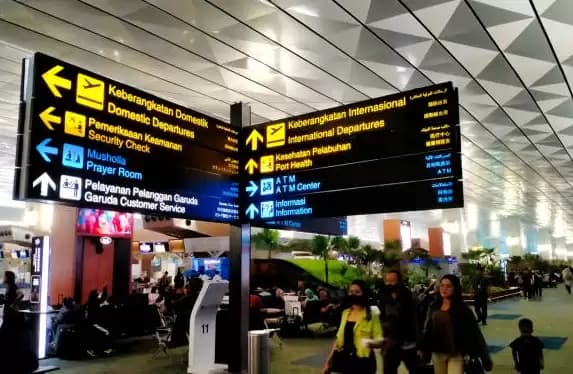 Sejak Desember 2023, 291.987 WNI Tinggalkan Indonesia