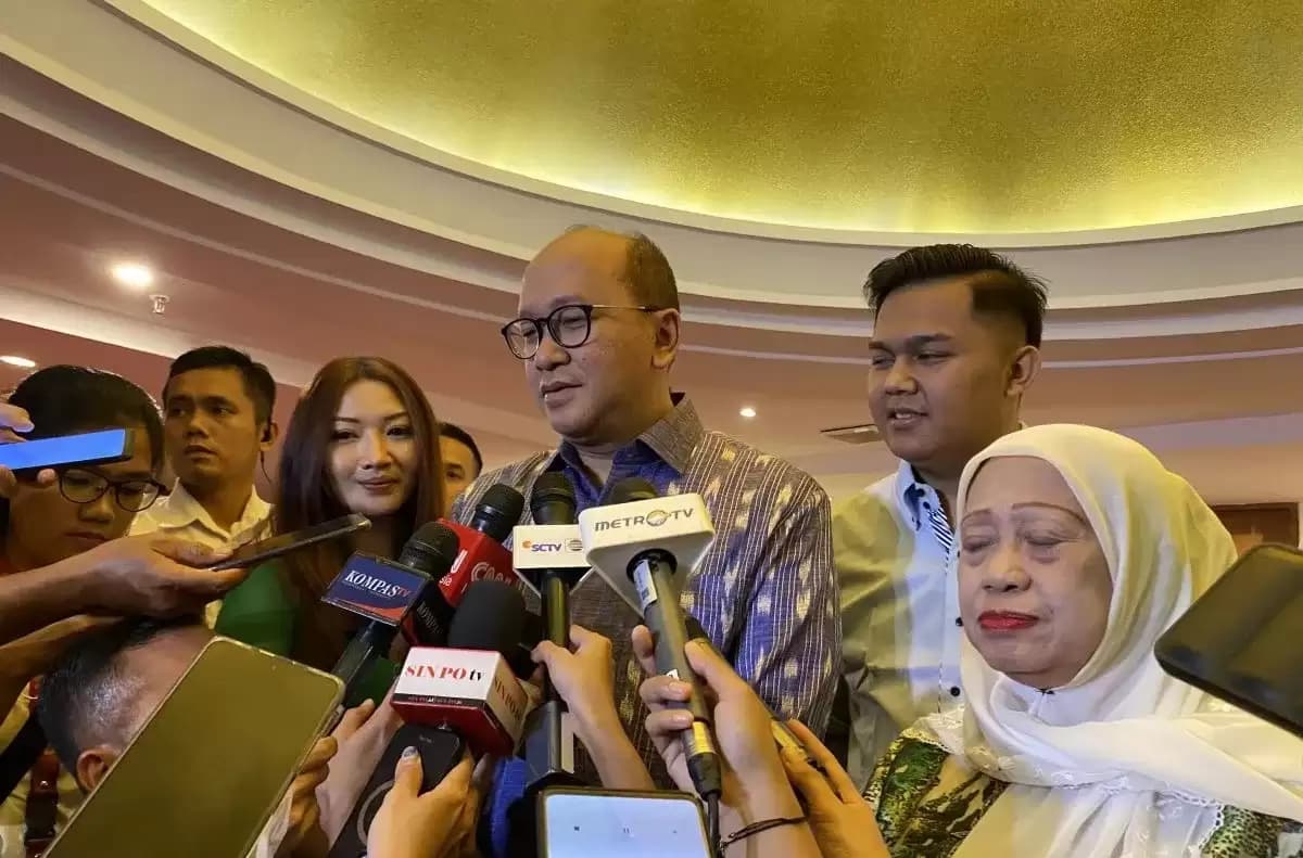 TKN Prabowo-Gibran Minta Roy Suryo Jangan Sebarkan Fitnah