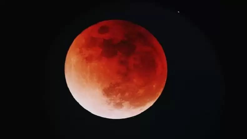 Gerhana Bulan Penumbra Senin 25 Maret, Ini Lokasi untuk Melihatnya