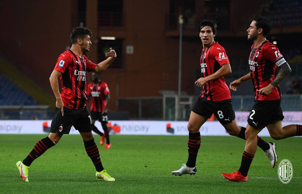 Link Live Streaming AC Milan vs Spezia, Kick Off Dini Hari!