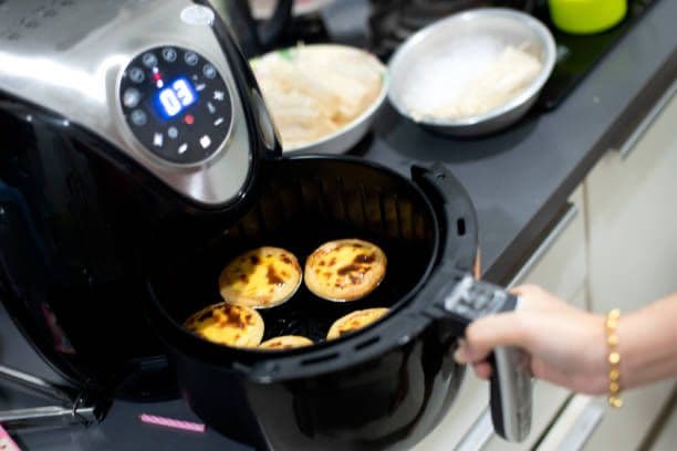 Lagi Tren, Simak Risiko Memasak dengan Air Fryer