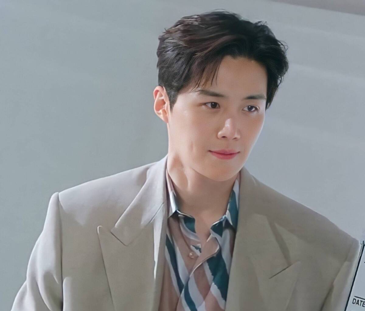 Kim Seon Ho Batal Bintangi Drama Korea Hash's Shinru