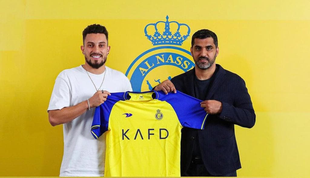 Tinggalkan Setan Merah, Alex Telles Resmi Gabung Al Nassr