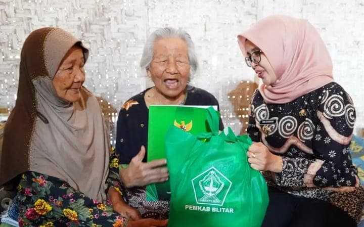 Raih Penghargaan Nirwasita Tantra, Bupati Blitar Rini Syarifah: Komitmen Pemerintah untuk Terus Kawal Isu Lingkungan