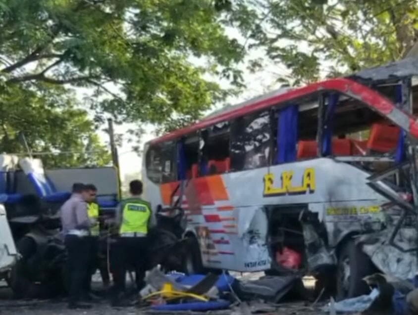 Kecelakaan Maut Bus Sugeng Rahayu vs Eka di Ngawi, Ini Daftar Korban