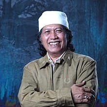 Anies Baswedan Jenguk Cak Nun di RS Dr Sardjito