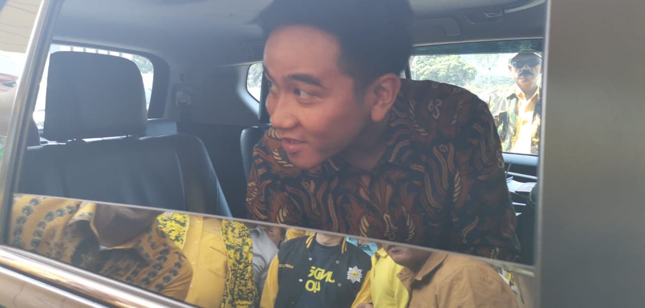 Gibran Santai Dilaporkan ke KPK