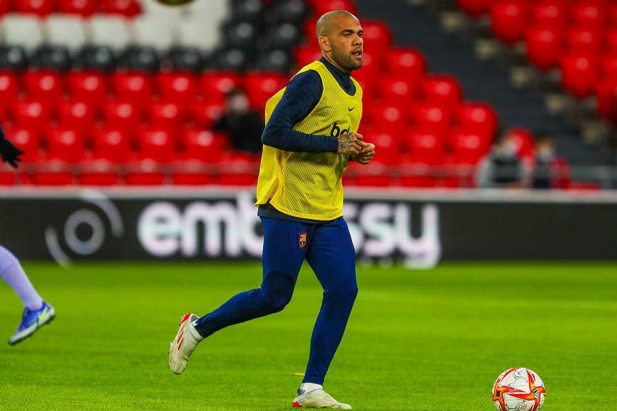 Dani Alves Dikeluarkan Dari Skuad Liga Europa Barcelona