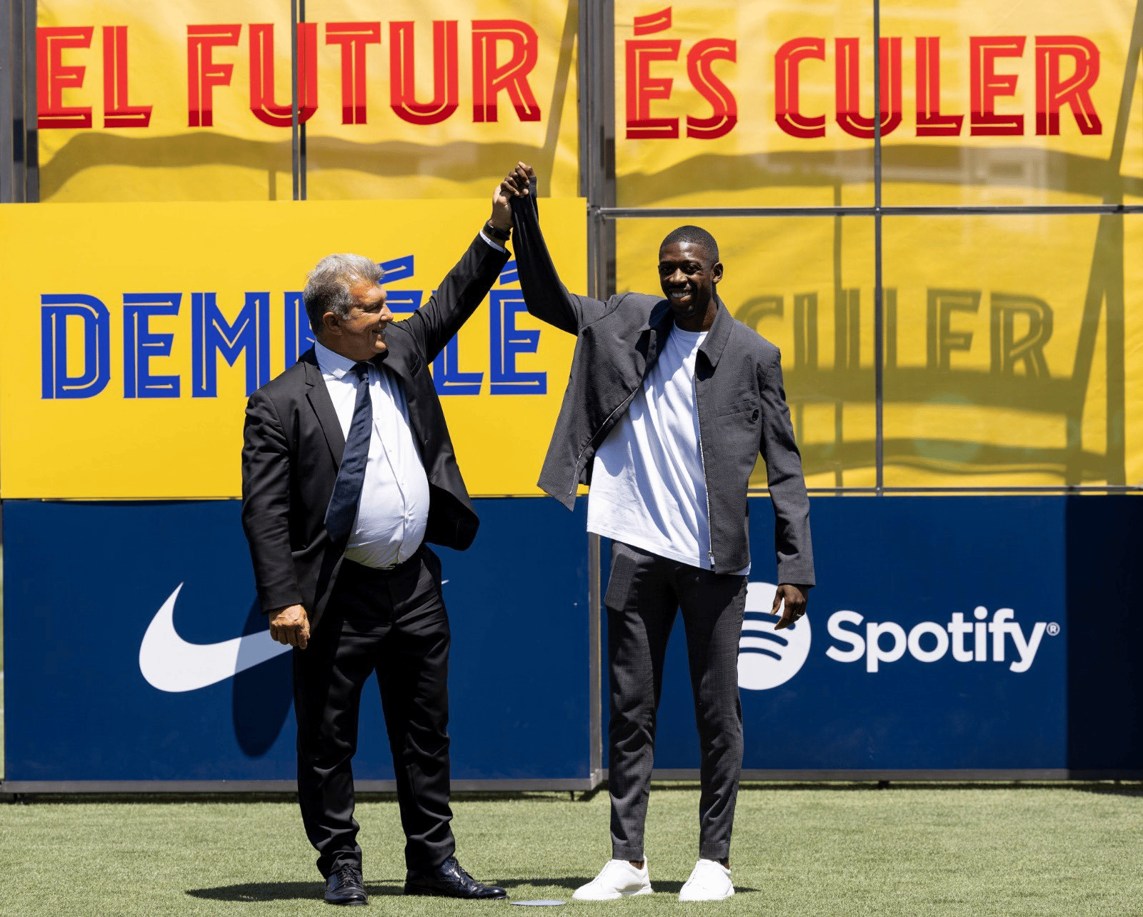 Dembele: Bertahan di Barcelona Selalu Menjadi Pilihan Pertama Saya