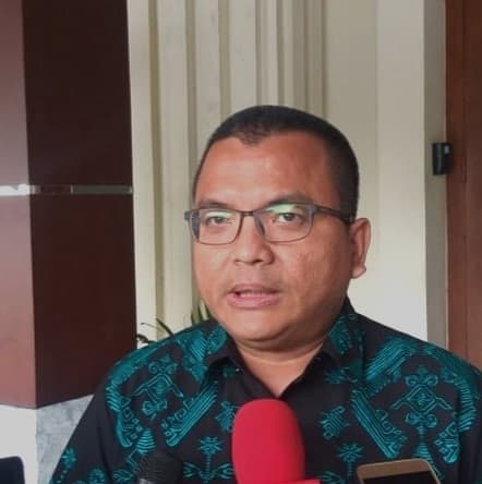 Denny Indrayana Dinonaktifkan dari Wakil Presiden Kongres Advokat