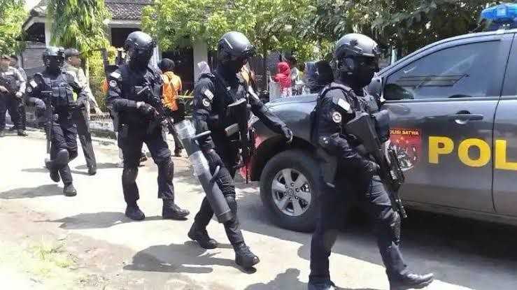 Seorang Saksi Mata Tuturkan Kejadian Pengejaran Terduga Teroris dr Sunardi oleh Densus 88