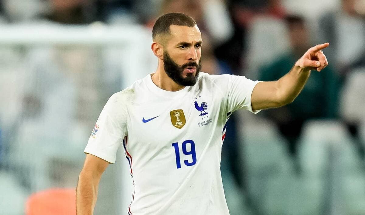 Deschamps: "Karim Benzema Adalah Kandidat Kuat Untuk Ballon d'Or"