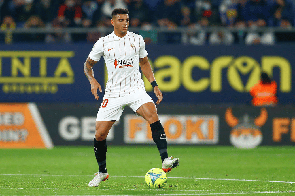 Aston Villa Capai Kesepakatan dengan Sevilla untuk Datangkan Diego Carlos