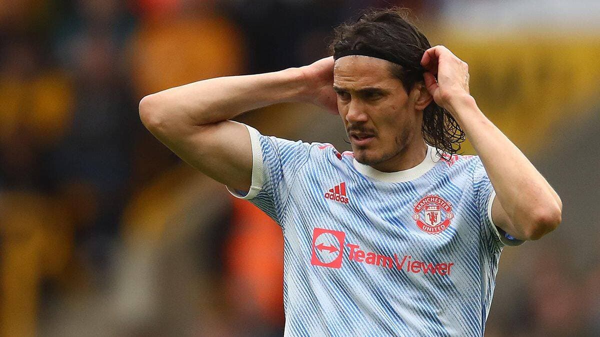 Barcelona Dapat Pesaing Memperebutkan Cavani