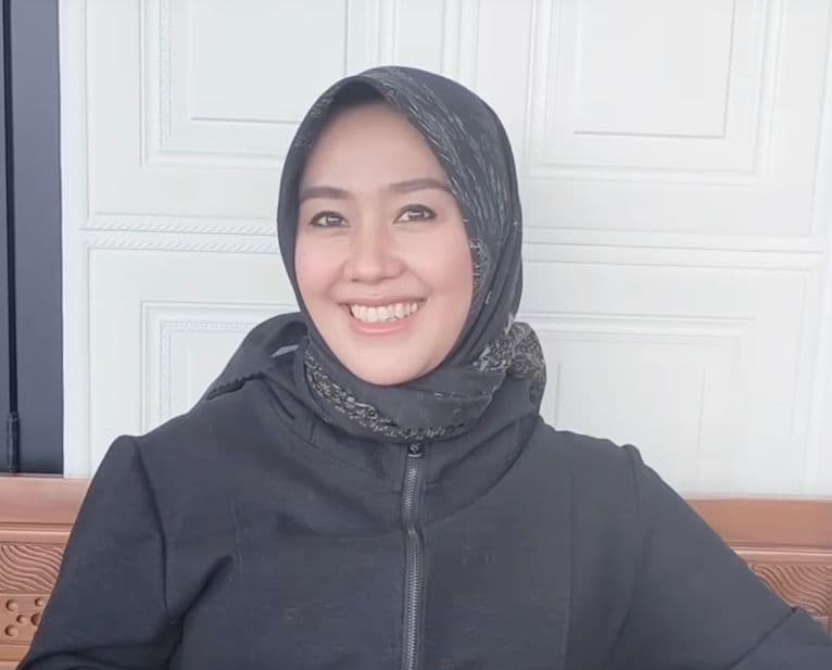 Diisukan Menikah dengan Dedi Mulyadi, Gita KDI: Fitnah