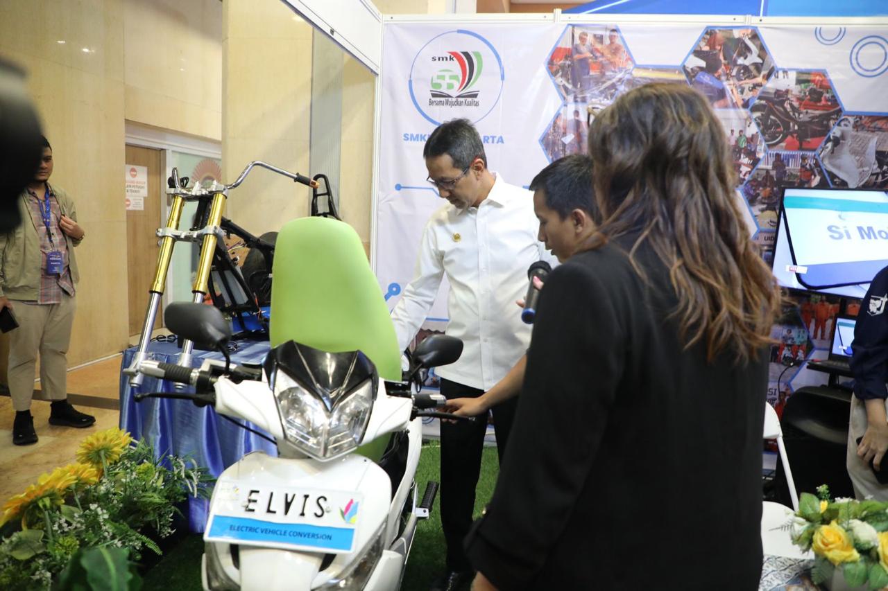PLN Unit Jakarta Gandeng SMKN 55 Kembangkan Motor Listrik, Heru Budi Hartono: Teruslah Berkarya
