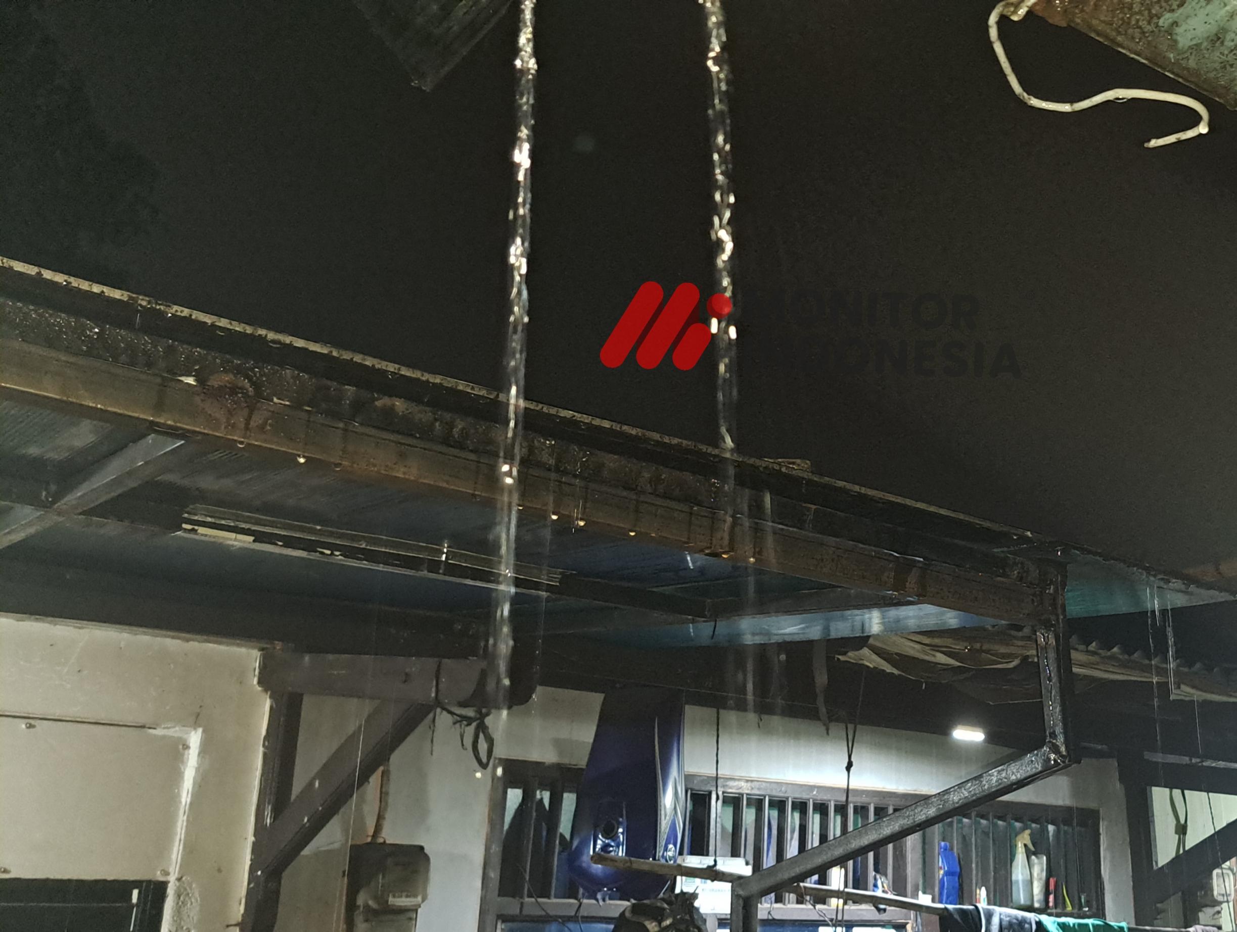 Hujan Deras Mengguyur DKI Jakarta, Warga Bersyukur