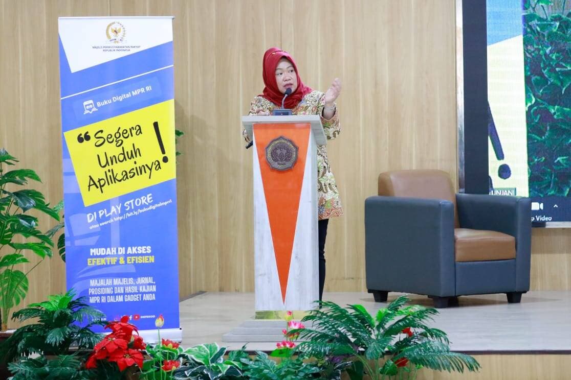 Sarasehan Kehumasan, Siti Fauziah: Guru Membentuk Karakter Anak Didik