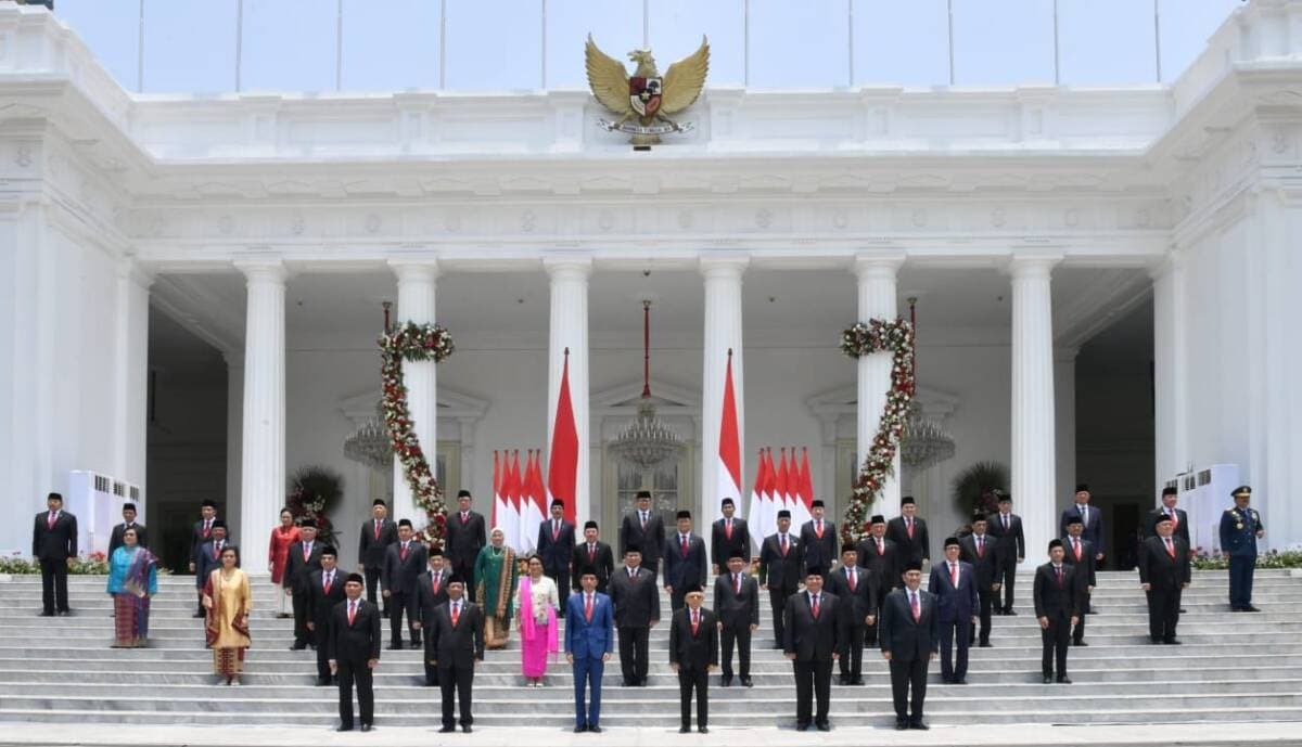 Pengamat: Reshuffle Kabinet Jokowi Sedang Dilema