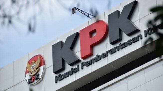 Bupati Penajam Paser Utara Ditangkap KPK Beserta 10 Orang Lainnya